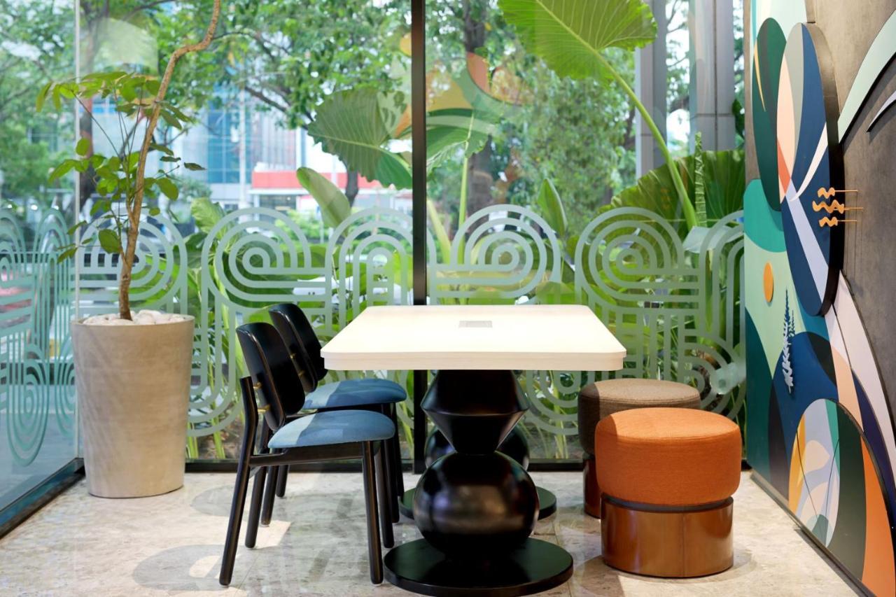 Ibis Styles Semarang Simpang Lima Hotel Exterior foto