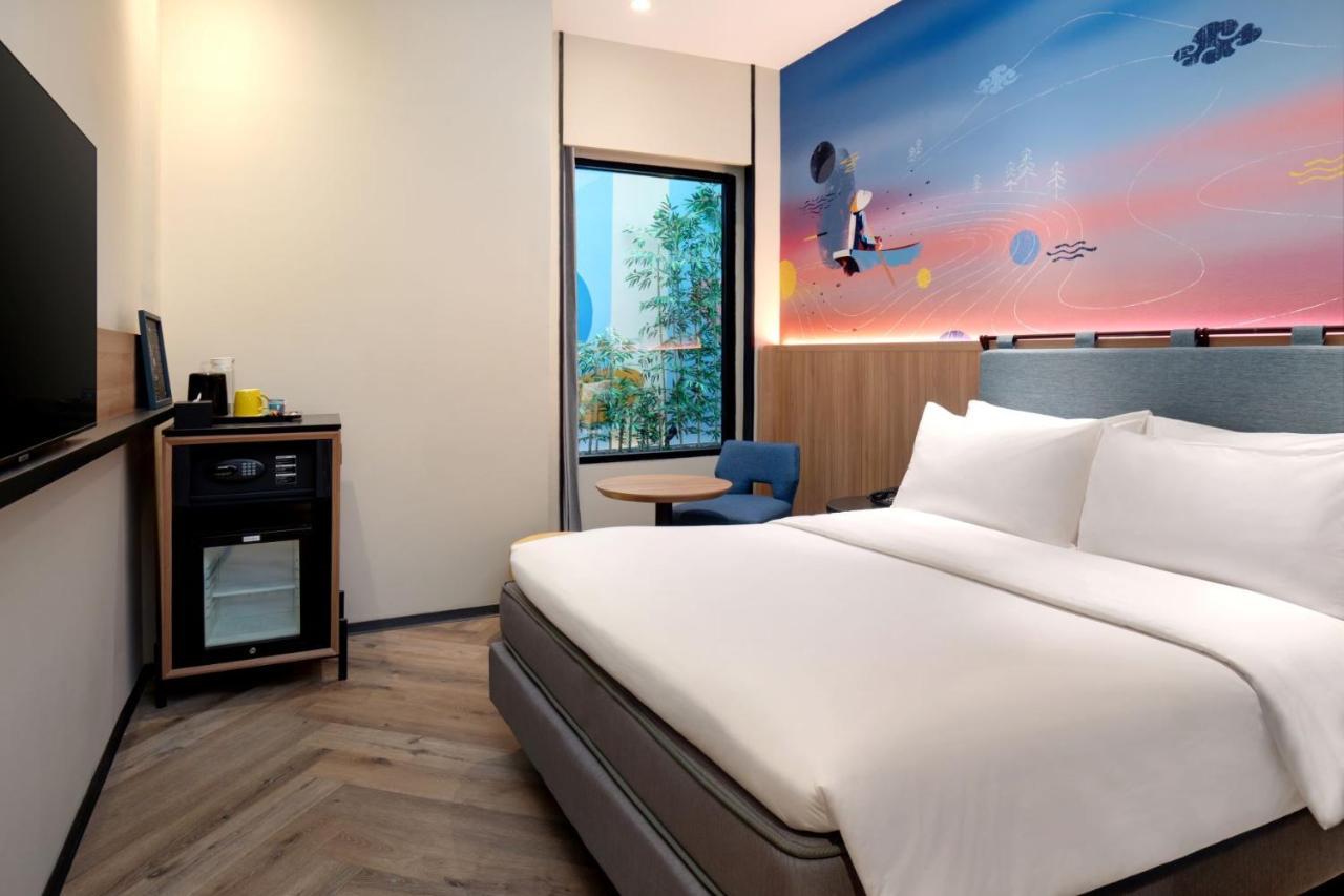 Ibis Styles Semarang Simpang Lima Hotel Exterior foto